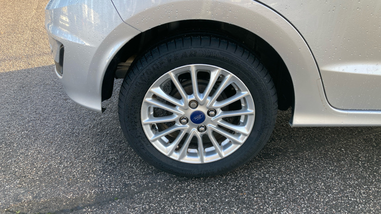 Ford KA+ 1.2 85 Zetec 5dr Petrol Hatchback